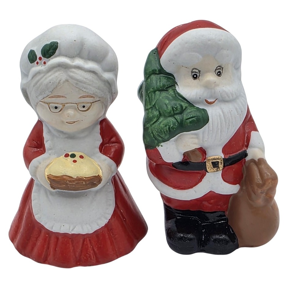 Santa & Mrs Claus Salt & Pepper Shakers Ceramic Red Set‎ Of 2 Christmas Decor